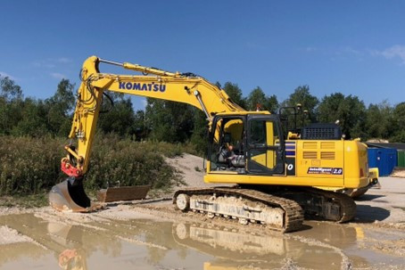 Excavator @ÜAZ Glachau